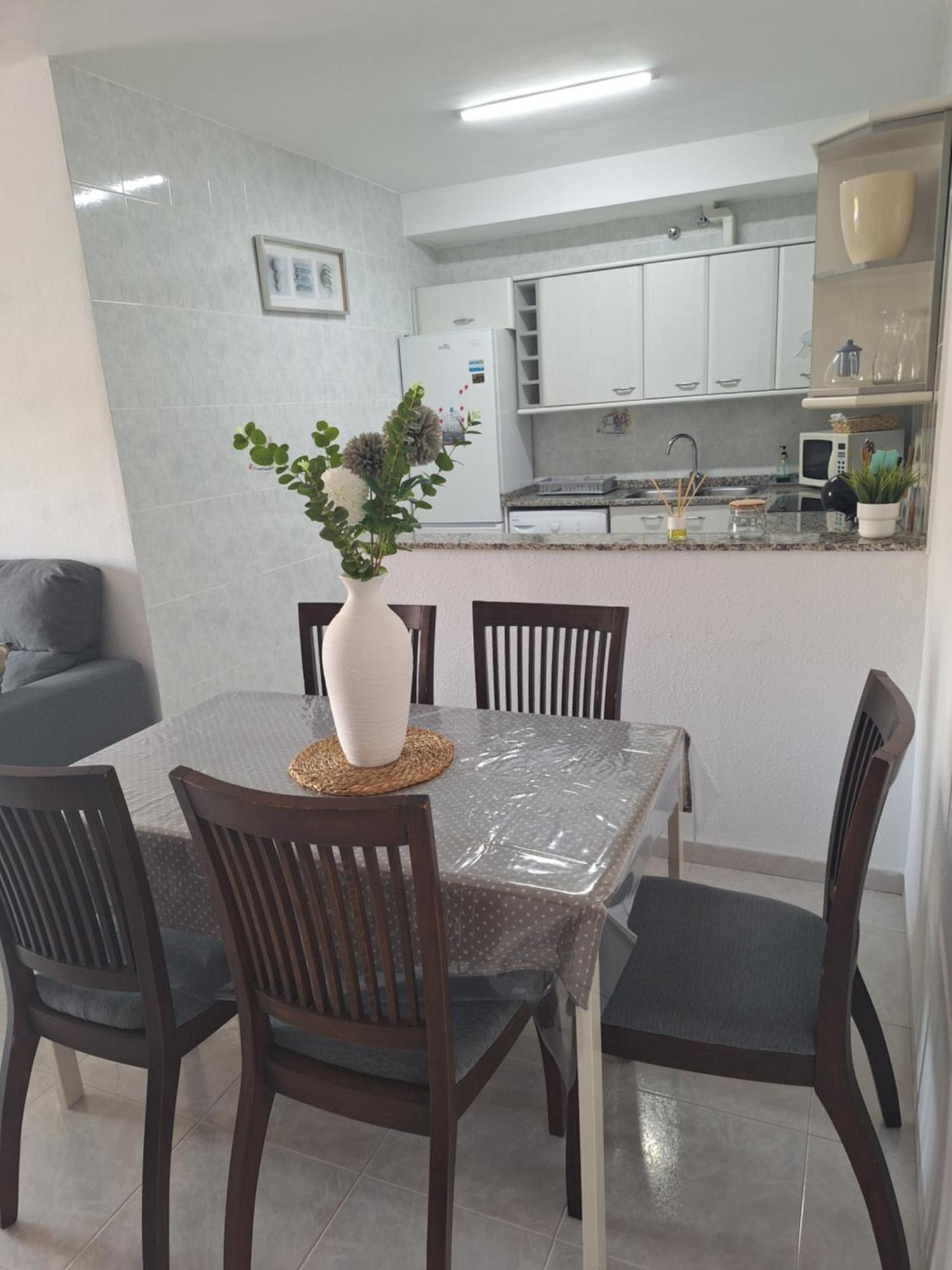 Appartement Piso California 3 Aire Acondicionado, Wifi, 4 Camas